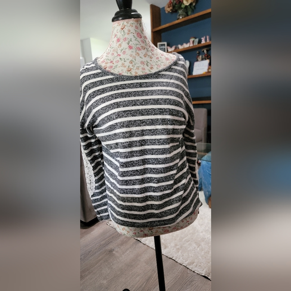 Striped Black and White Sweater Size Small